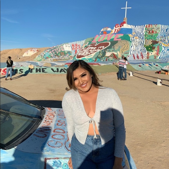 Meet your Posher, Alexandria - Picture 4 of 5